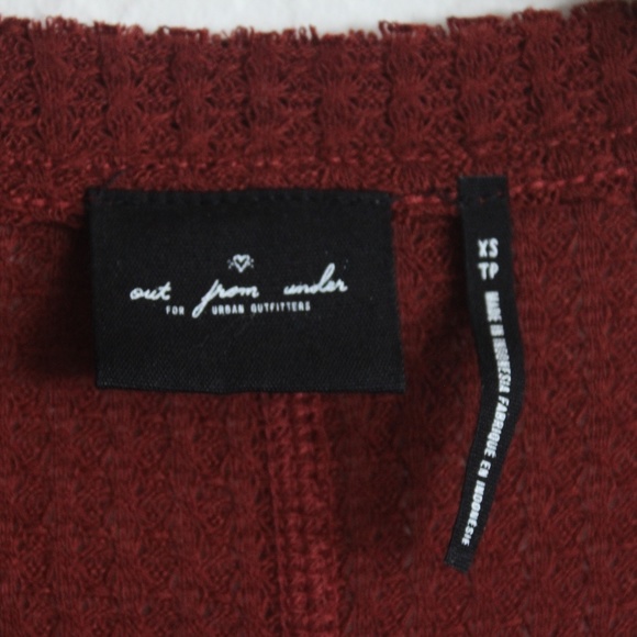 OUT FROM UNDER OVERSIZED THERMAL BUTTON-FRONT TOP - Picture 7 of 12